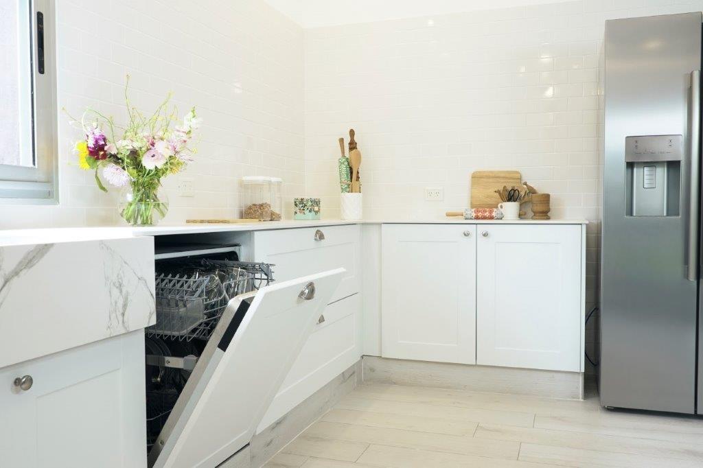 Colonia · Reno Life · PVC blanco texturado