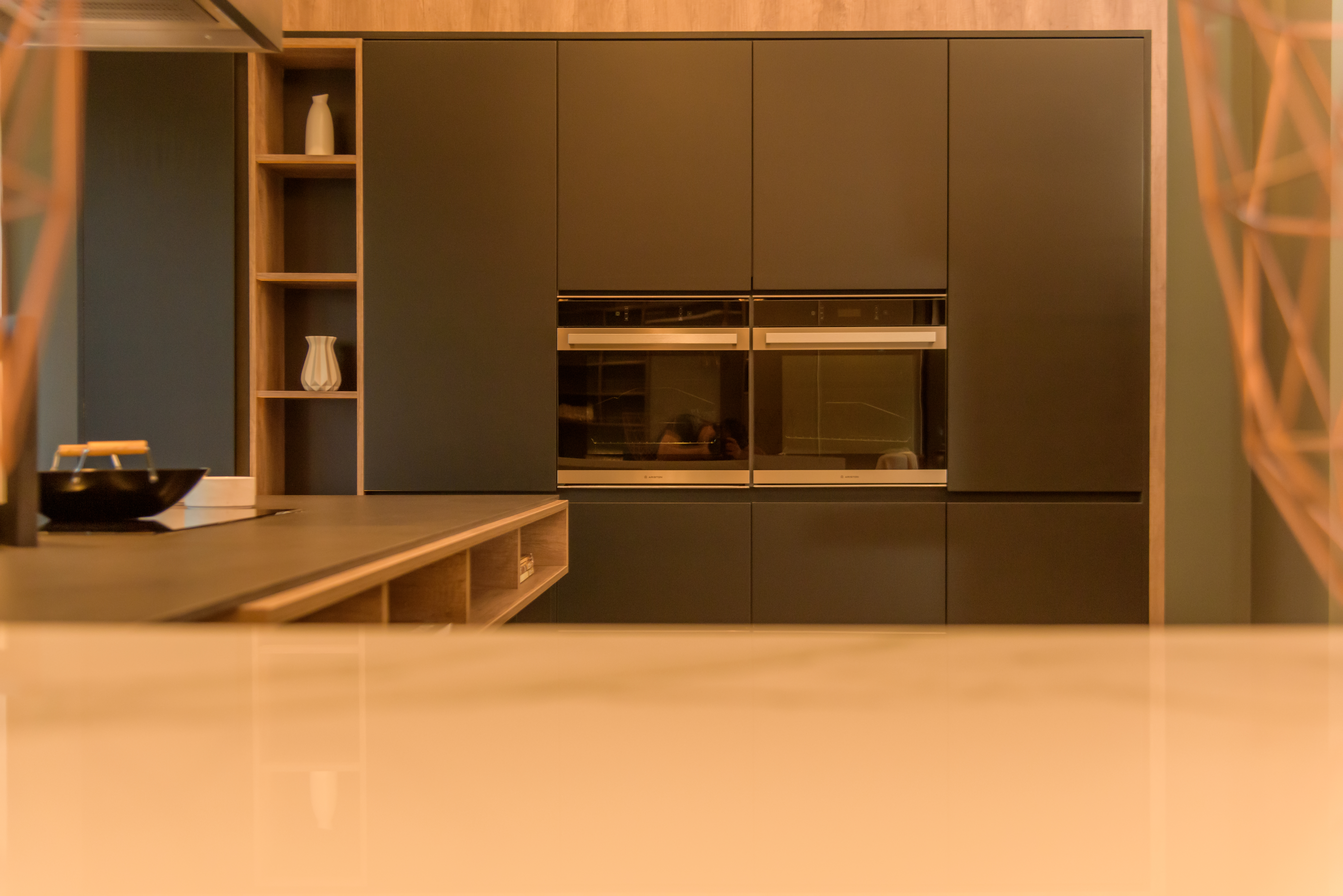Minoru Plus · Reno Exclusive · PVC negro