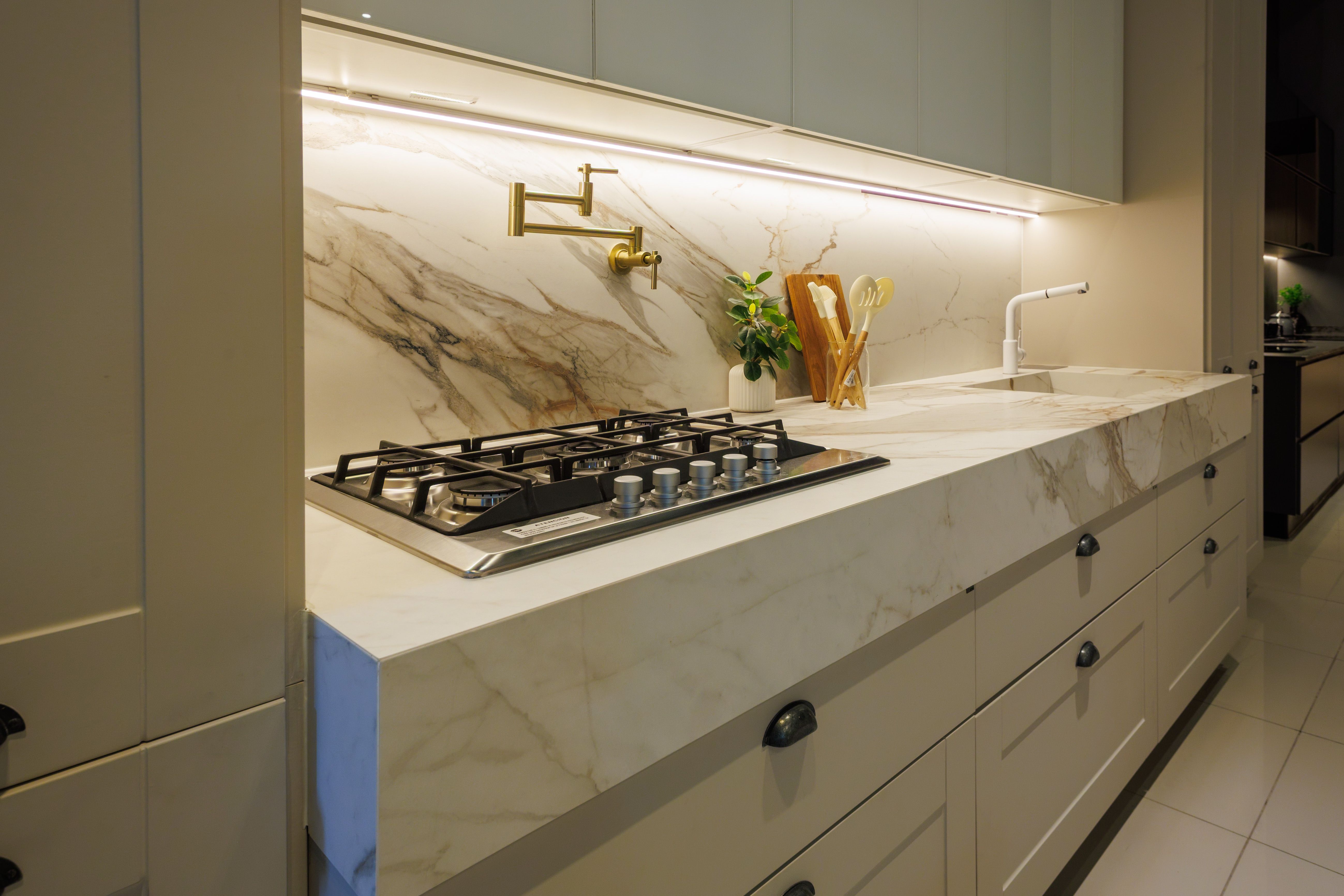 Colonia · Reno Life · PVC blanco texturado