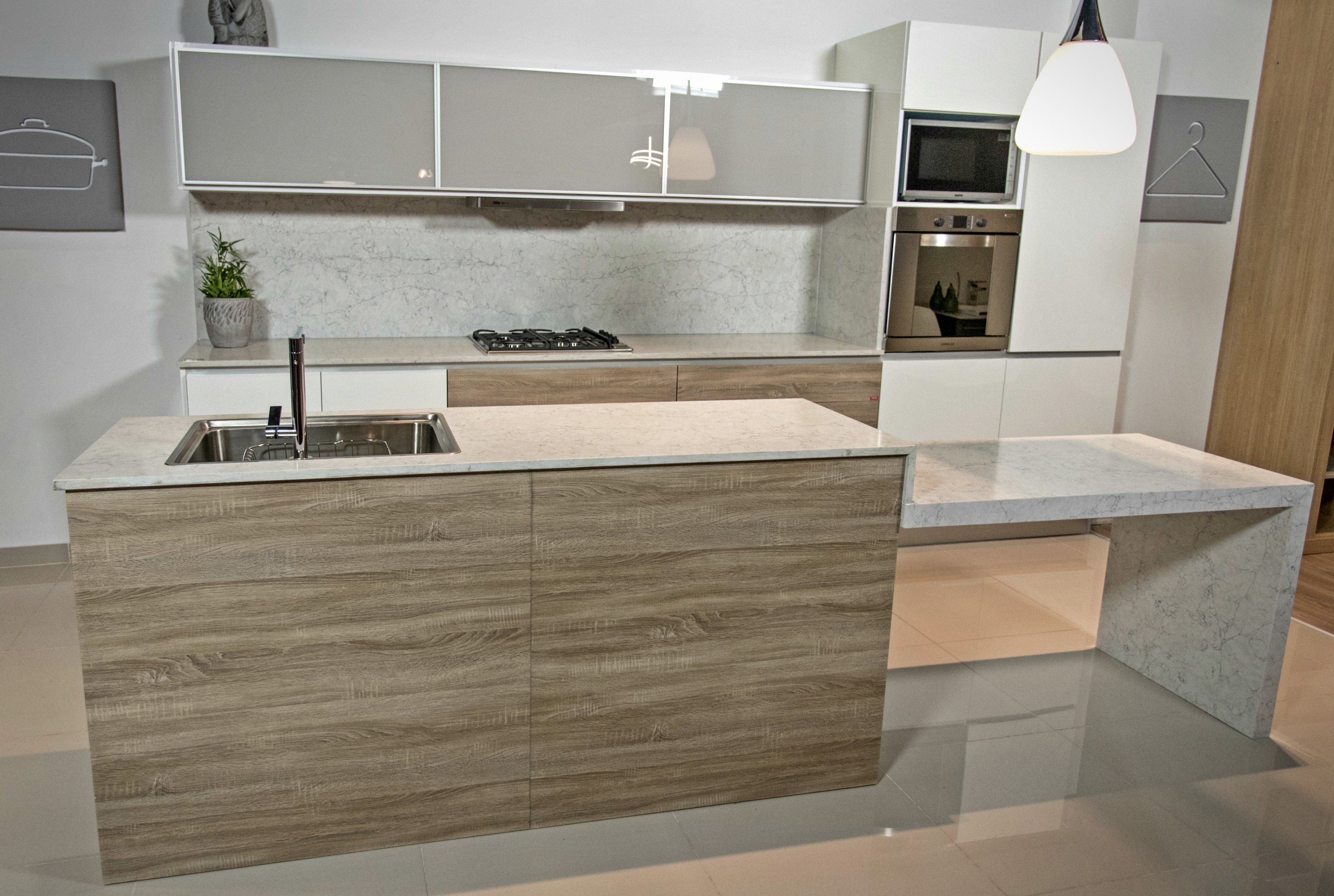 Neutra · Reno Life · PVC